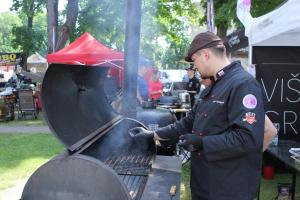BBQ HresJ 004 IMG 0399