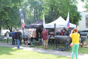 BBQ HresJ 005 IMG 0403