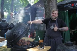 BBQ HresJ 012 IMG 0428