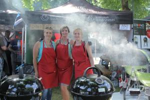 BBQ HresJ 014 IMG 0432
