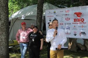 BBQ HresJ 022 IMG 0457